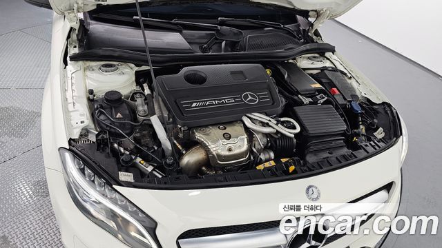 Mercedes-Benz GLA-Class 2016 — photo 6