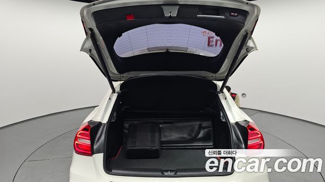 Mercedes-Benz GLA-Class 2016 — photo 20