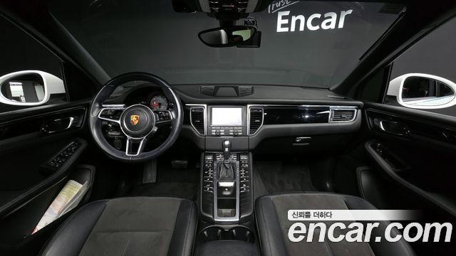 Porsche Macan 2016 — photo 7
