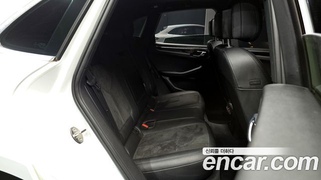 Porsche Macan 2016 — photo 12