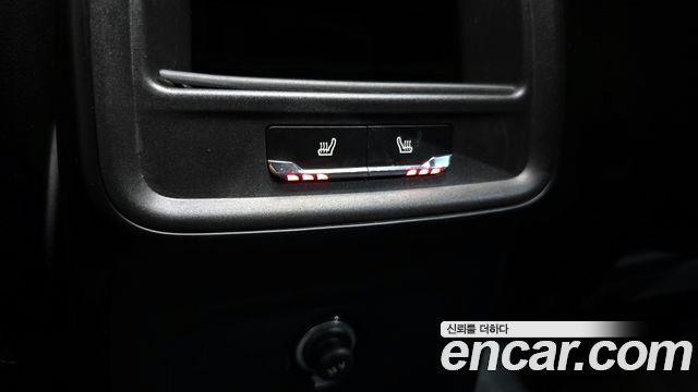 Porsche Macan 2016 — photo 19
