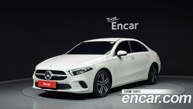 Mercedes-Benz A-Class 2021 — photo 1