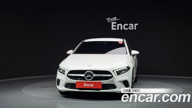 Mercedes-Benz A-Class 2021 — photo 3