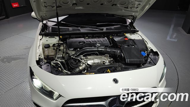 Mercedes-Benz A-Class 2021 — photo 6