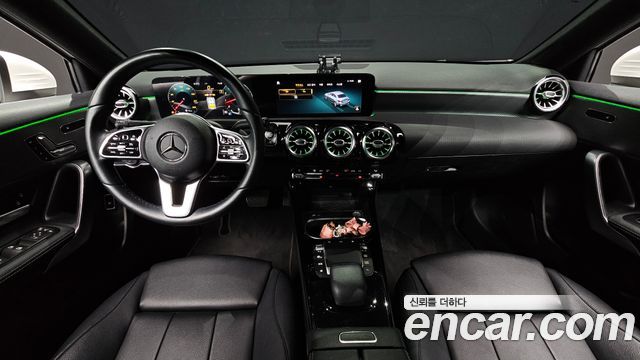 Mercedes-Benz A-Class 2021 — photo 7