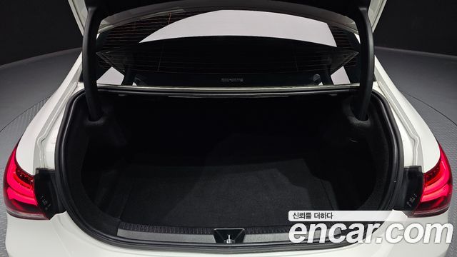 Mercedes-Benz A-Class 2021 — photo 20