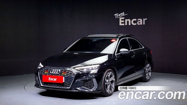 Audi A3 2023 — photo 1
