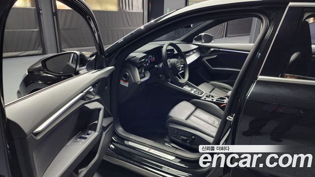 Audi A3 2023 — photo 10