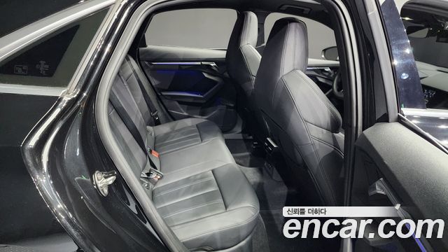 Audi A3 2023 — photo 12