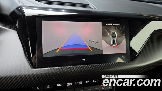 Audi e-tron GT 2022 — photo 15