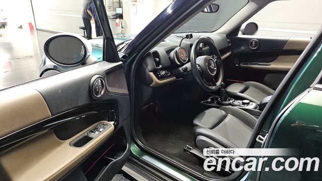 Mini Countryman 2018 — photo 10