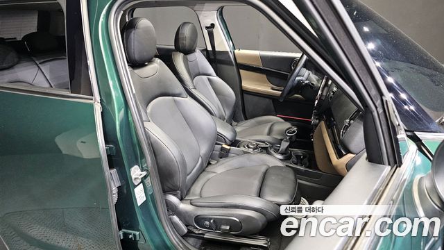 Mini Countryman 2018 — photo 12