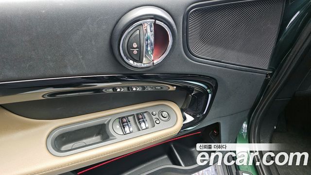 Mini Countryman 2018 — photo 14