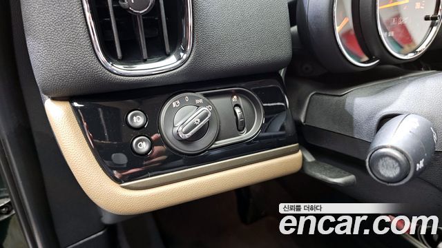 Mini Countryman 2018 — photo 15