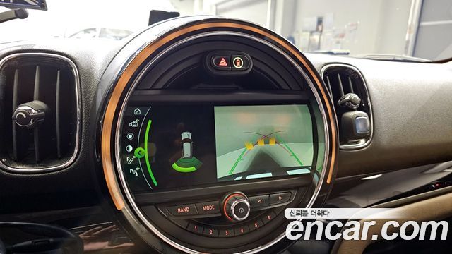 Mini Countryman 2018 — photo 17