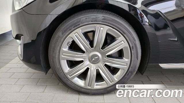 Genesis EQ900 2016 — photo 5
