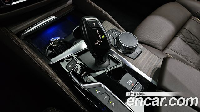 BMW Gran Turismo 2018 — photo 9