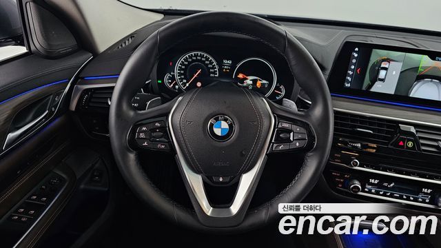 BMW Gran Turismo 2018 — photo 13