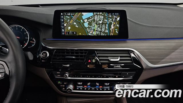 BMW Gran Turismo 2018 — photo 14