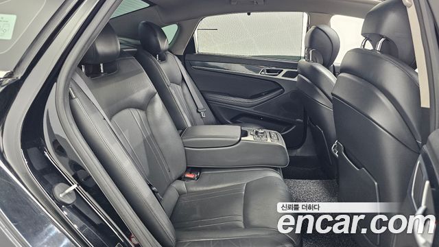 Hyundai Genesis 2014 — photo 12