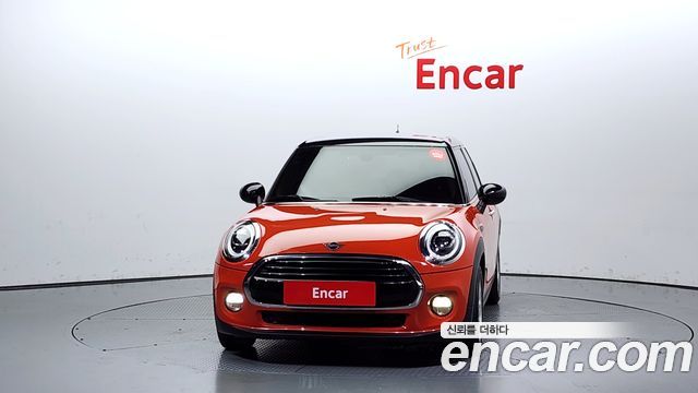 Mini Cooper 2019 — photo 3