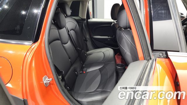 Mini Cooper 2019 — photo 12