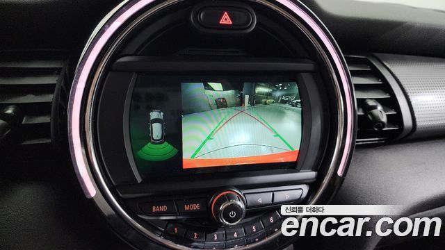 Mini Cooper 2019 — photo 15