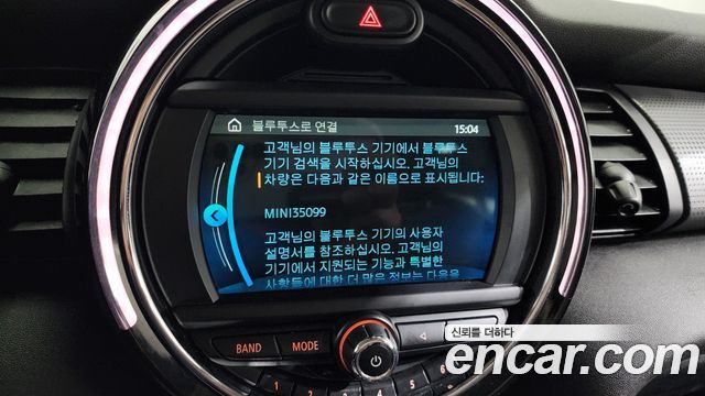 Mini Cooper 2019 — photo 16