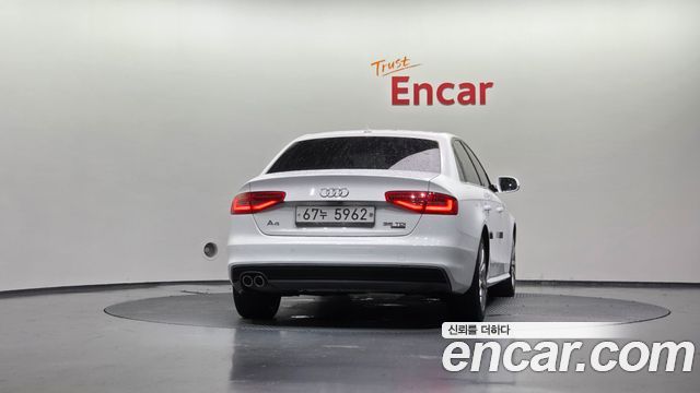 Audi A4 2015 — photo 4
