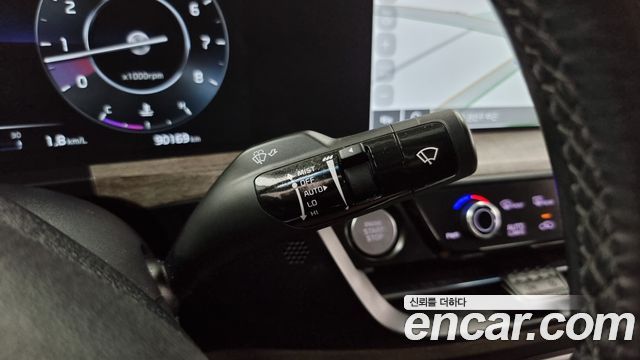 Kia K8 2022 — photo 18