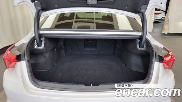Kia K8 2022 — photo 20