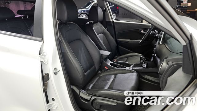 Hyundai Kona 2021 — photo 12