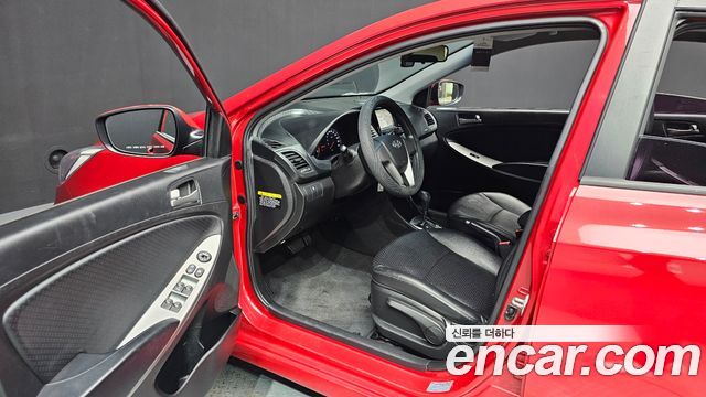 Hyundai Accent 2016 — photo 10