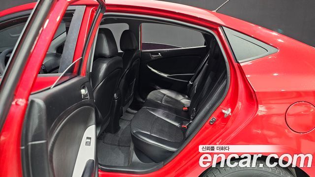 Hyundai Accent 2016 — photo 12