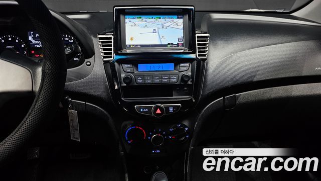 Hyundai Accent 2016 — photo 15