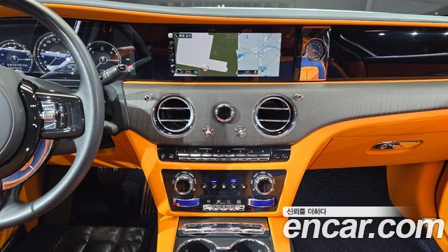 Rolls-Royce Ghost 2021 — photo 14