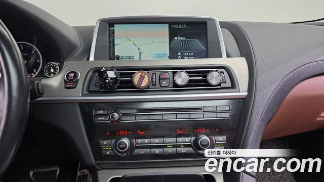 BMW 6-Series 2013 — photo 15