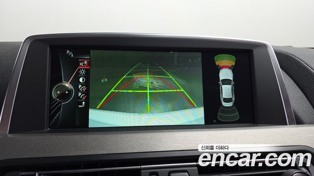 BMW 6-Series 2013 — photo 16