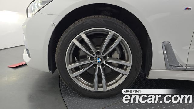 BMW 7-Series 2017 — photo 5
