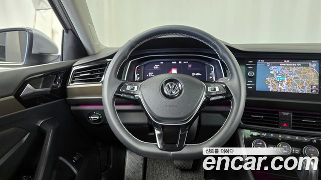 Volkswagen Jetta 2021 — photo 13