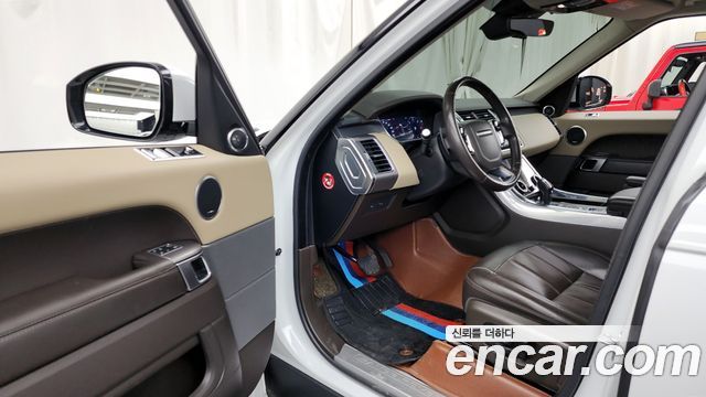 Land Rover Range Rover Sport 2018 — photo 10