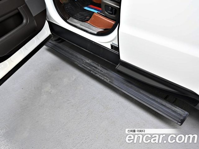 Land Rover Range Rover Sport 2018 — photo 21