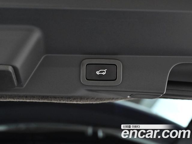 Land Rover Range Rover Sport 2018 — photo 22