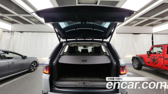 Land Rover Range Rover Sport 2018 — photo 23