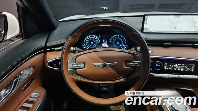 Genesis GV70 2023 — photo 13