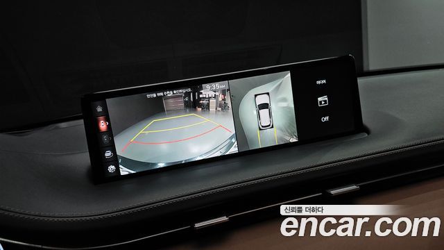 Genesis GV70 2023 — photo 14