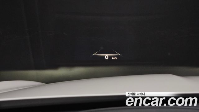 Genesis GV70 2023 — photo 15