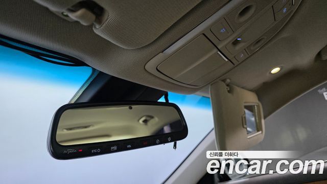 Hyundai Genesis 2016 — photo 15