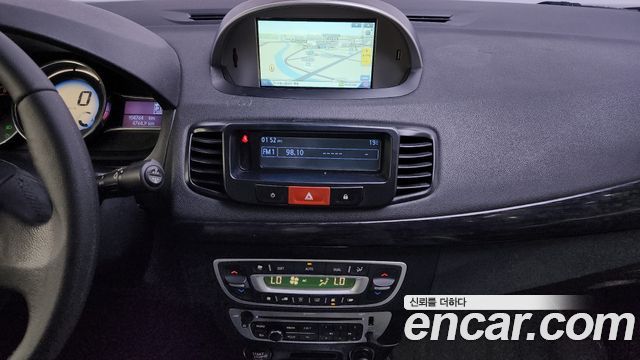 Renault Korea SM3 2015 — photo 15