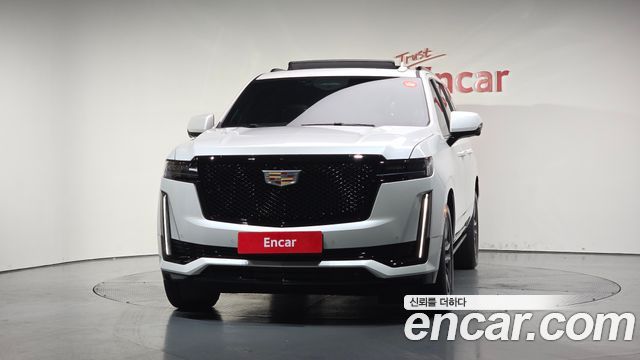 Cadillac Escalade 2023 — photo 3